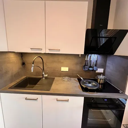 Lejlighed Exclusive Klimatisierte 2 Zimmerwohnung In Fellbach Fellbach