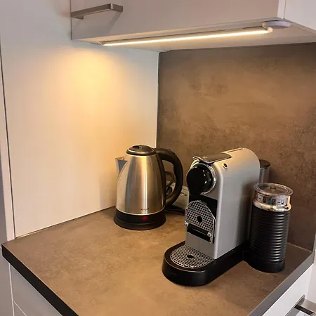 Exclusive Klimatisierte 2 Zimmerwohnung In Fellbach *